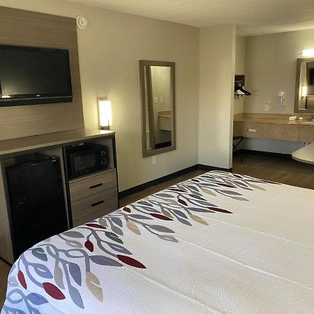 Red Roof Inn Jacksonville, Al מראה חיצוני תמונה