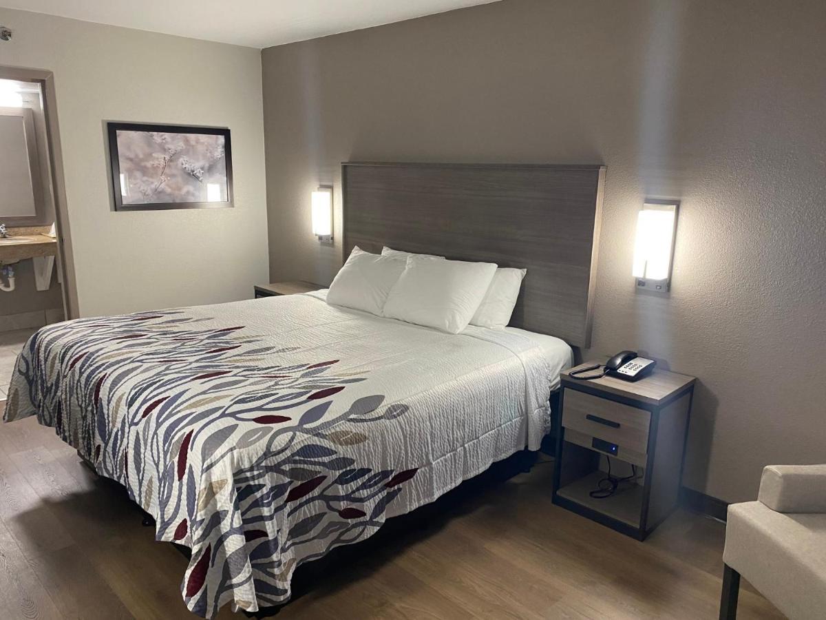 Red Roof Inn Jacksonville, Al מראה חיצוני תמונה