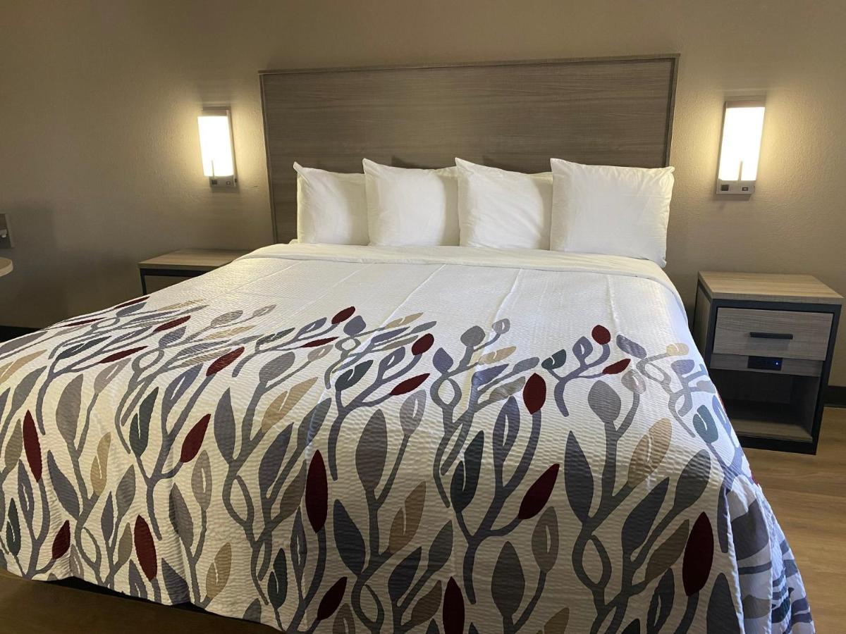 Red Roof Inn Jacksonville, Al מראה חיצוני תמונה